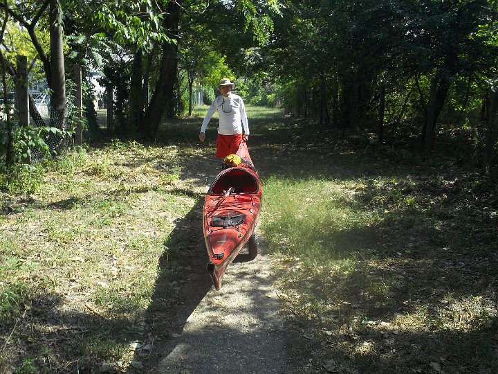 20120818-036