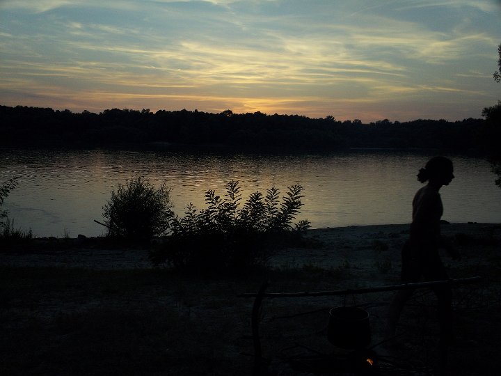 20120818-124